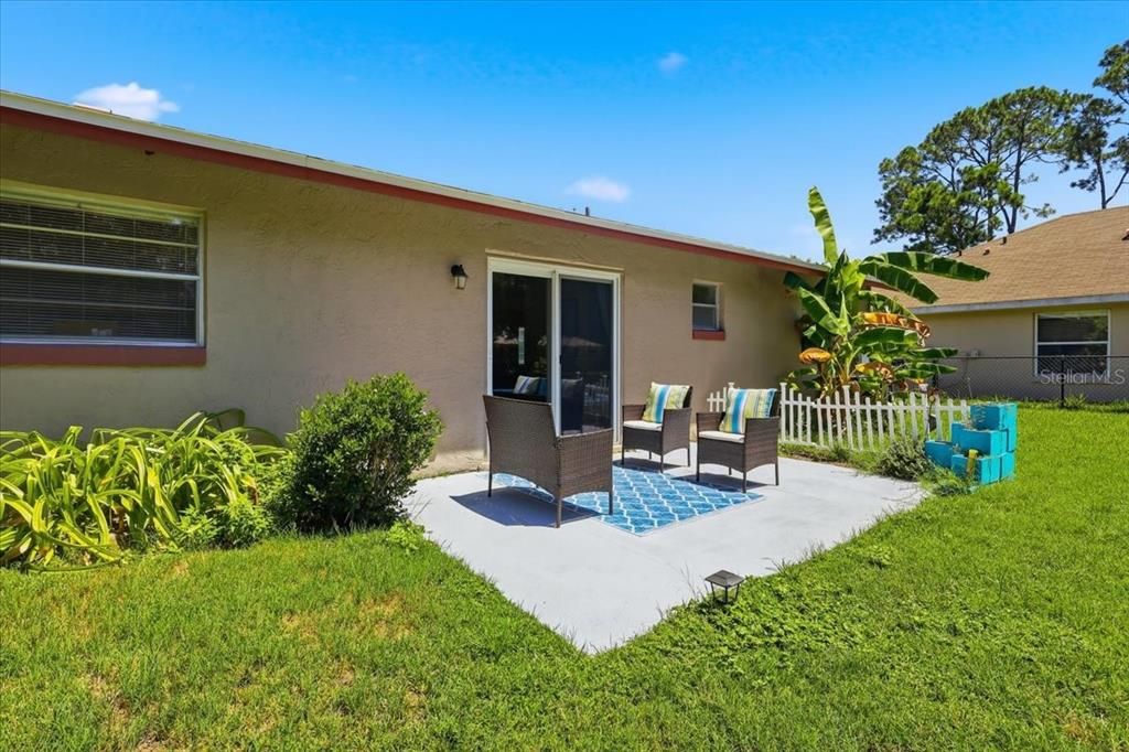 Active With Contract: $255,900 (2 beds, 2 baths, 1041 Square Feet)