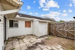 For Sale: $399,999 (3 beds, 2 baths, 1482 Square Feet)