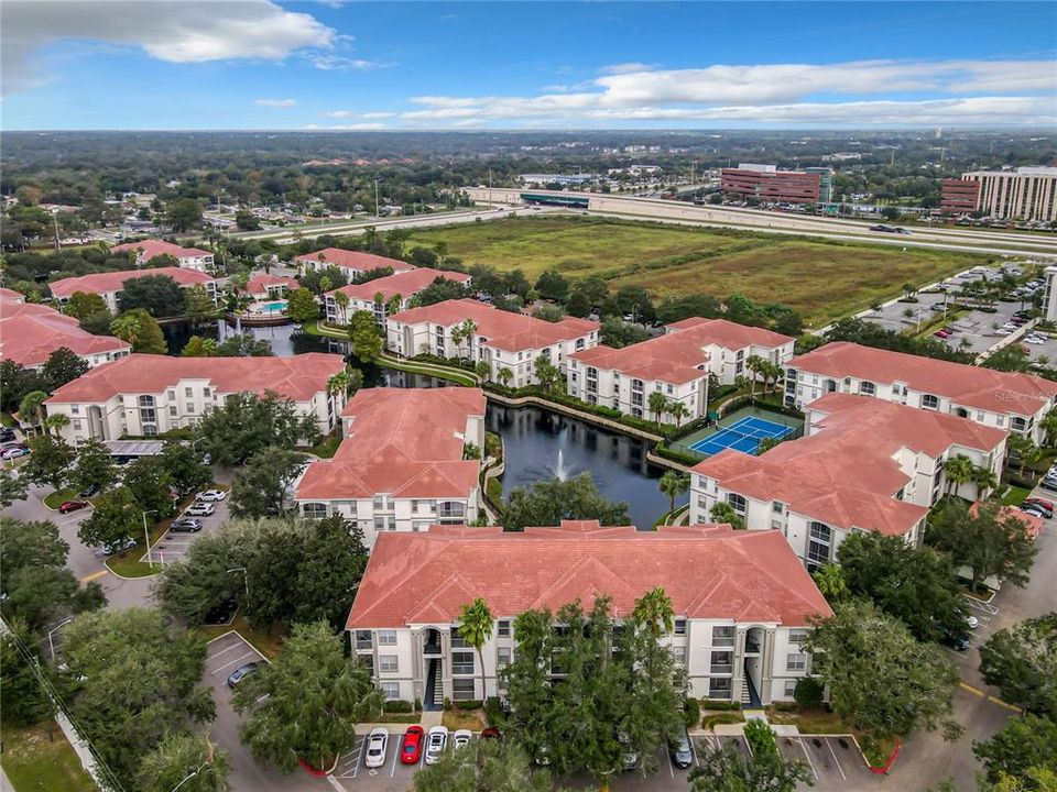 В аренду: $2,100 (4 спален, 2 ванн, 1313 Квадратных фут)