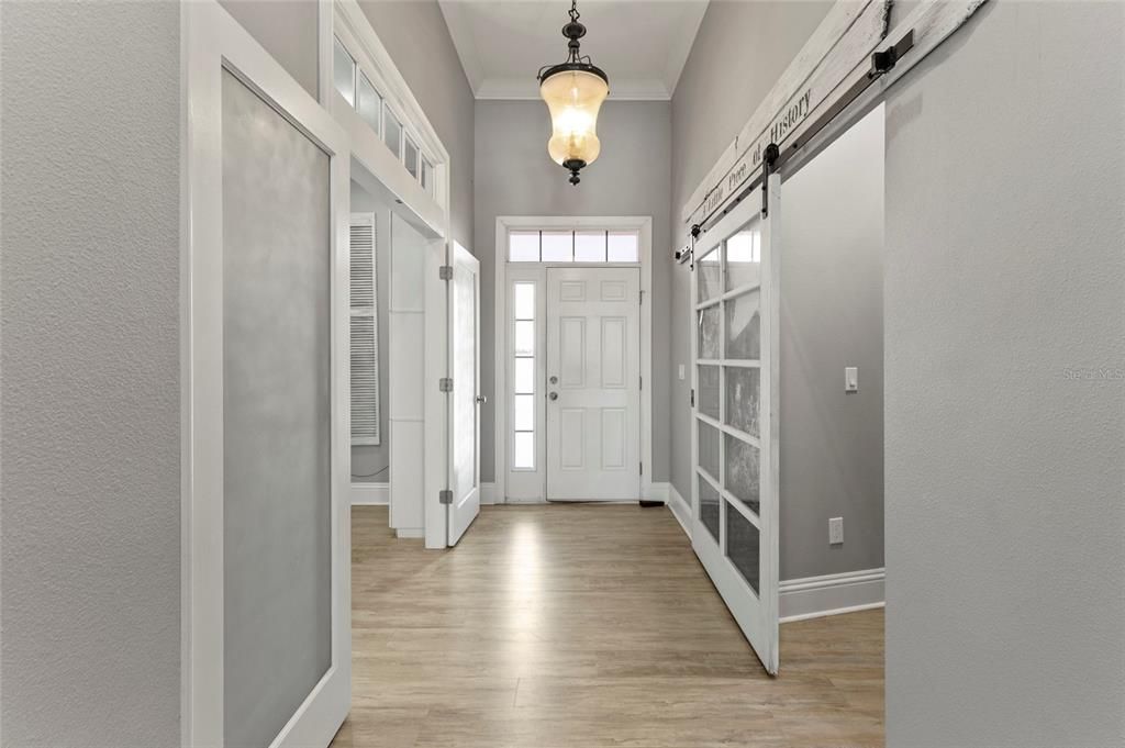 For Sale: $965,000 (4 beds, 3 baths, 2900 Square Feet)