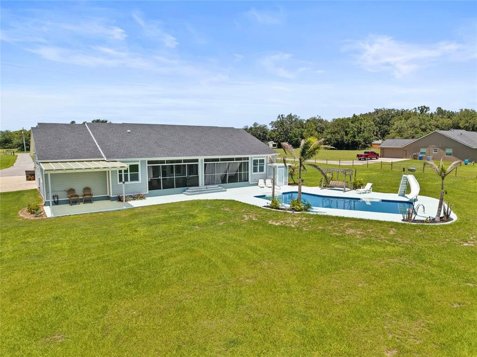For Sale: $965,000 (4 beds, 3 baths, 2900 Square Feet)