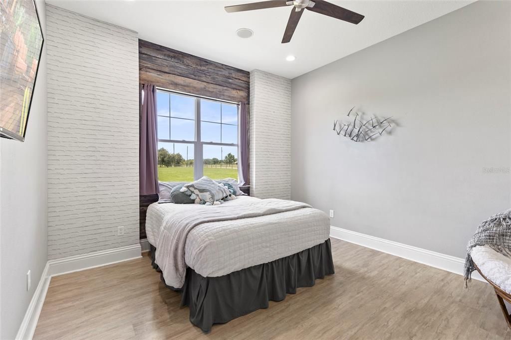 For Sale: $965,000 (4 beds, 3 baths, 2900 Square Feet)