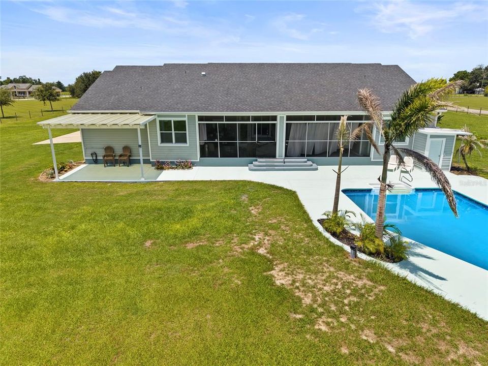 For Sale: $965,000 (4 beds, 3 baths, 2900 Square Feet)
