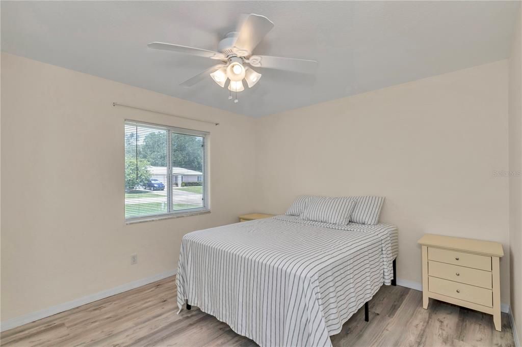 For Sale: $255,000 (3 beds, 2 baths, 1497 Square Feet)