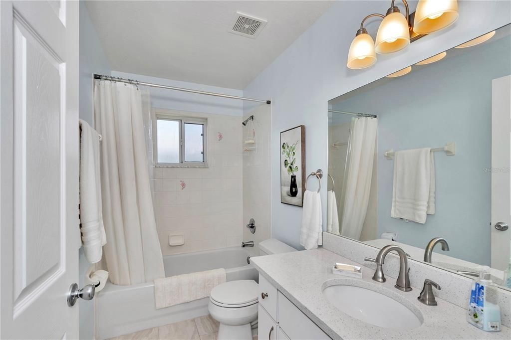 For Sale: $255,000 (3 beds, 2 baths, 1497 Square Feet)