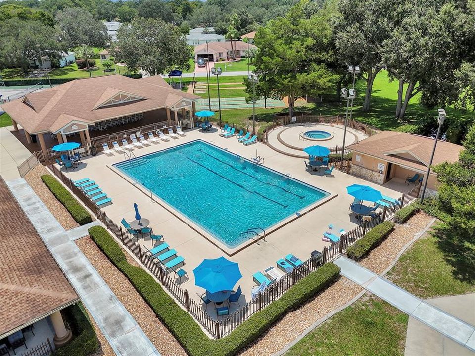For Sale: $255,000 (3 beds, 2 baths, 1497 Square Feet)