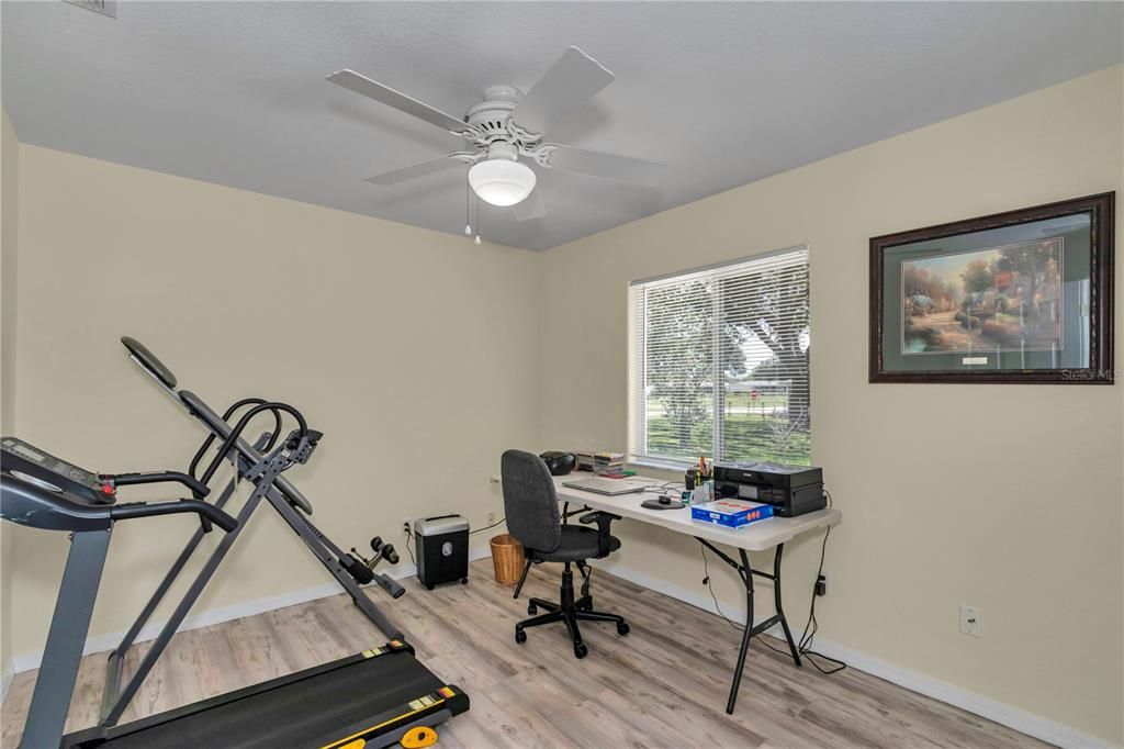 For Sale: $255,000 (3 beds, 2 baths, 1497 Square Feet)