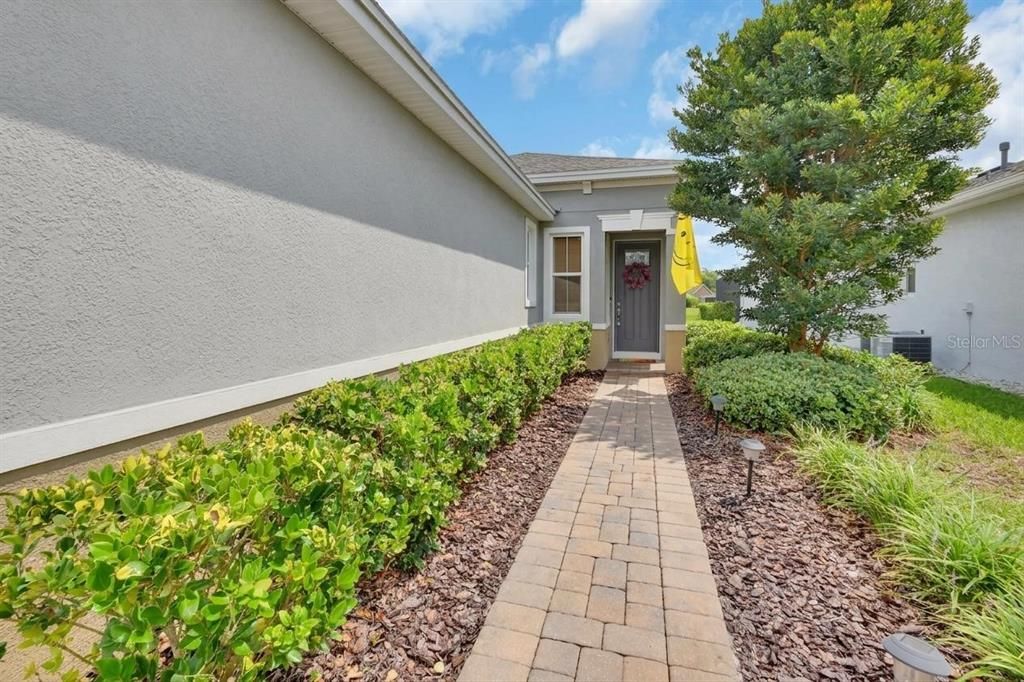 For Sale: $389,000 (2 beds, 2 baths, 1507 Square Feet)