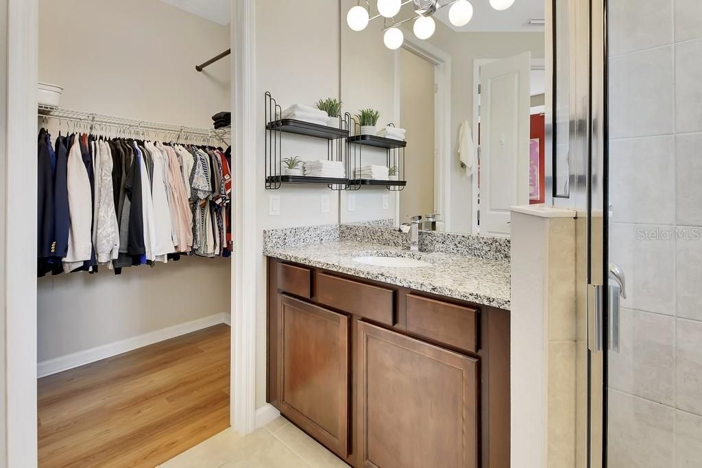 For Sale: $389,000 (2 beds, 2 baths, 1507 Square Feet)