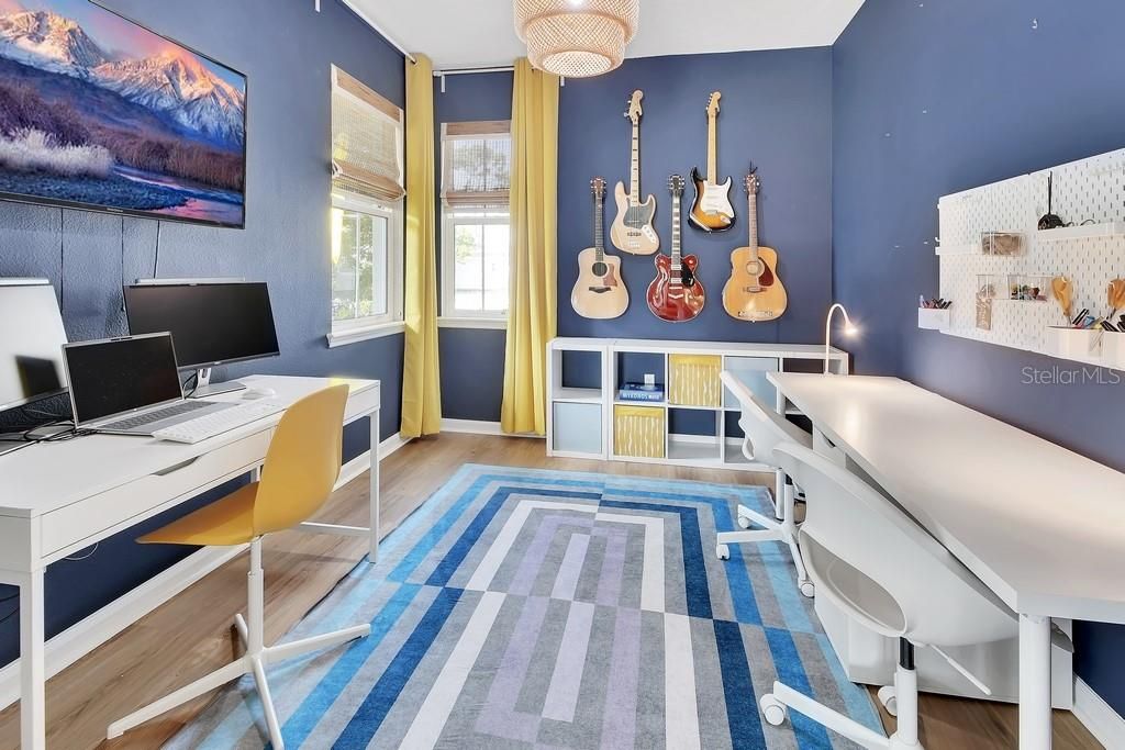 For Sale: $389,000 (2 beds, 2 baths, 1507 Square Feet)