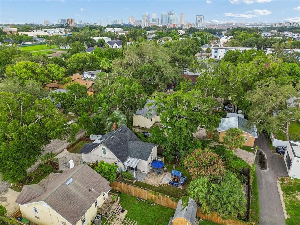 На продажу: $430,000 (3 спален, 1 ванн, 988 Квадратных фут)