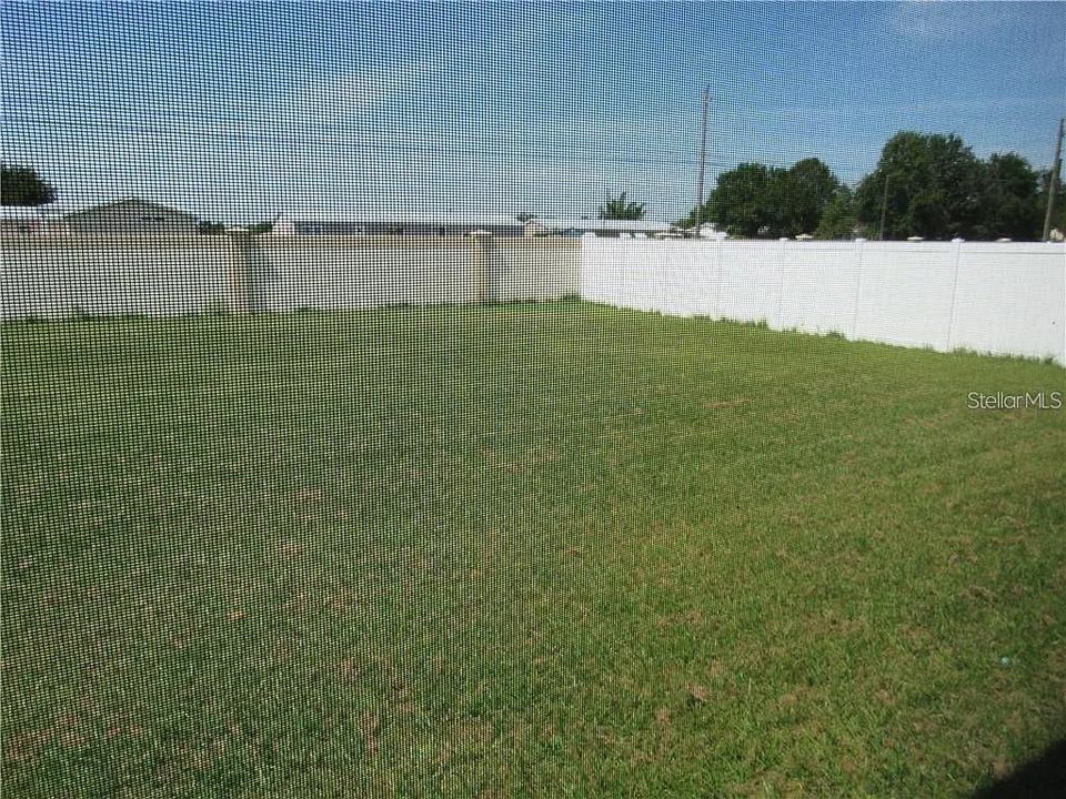 En Renta: $2,450 (4 camas, 2 baños, 1841 Pies cuadrados)