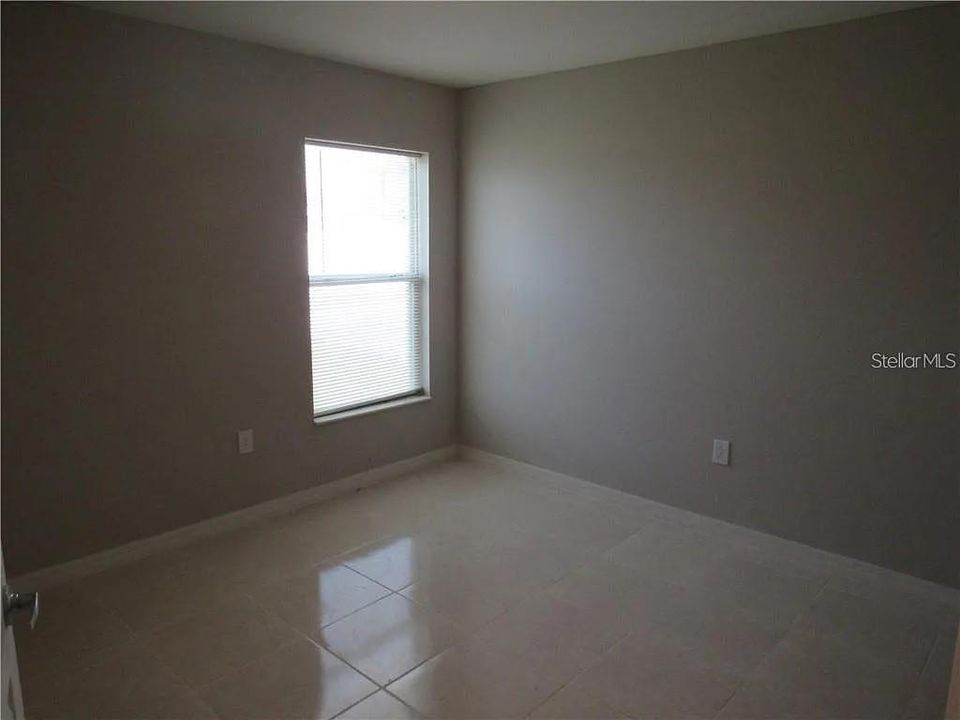 En Renta: $2,450 (4 camas, 2 baños, 1841 Pies cuadrados)
