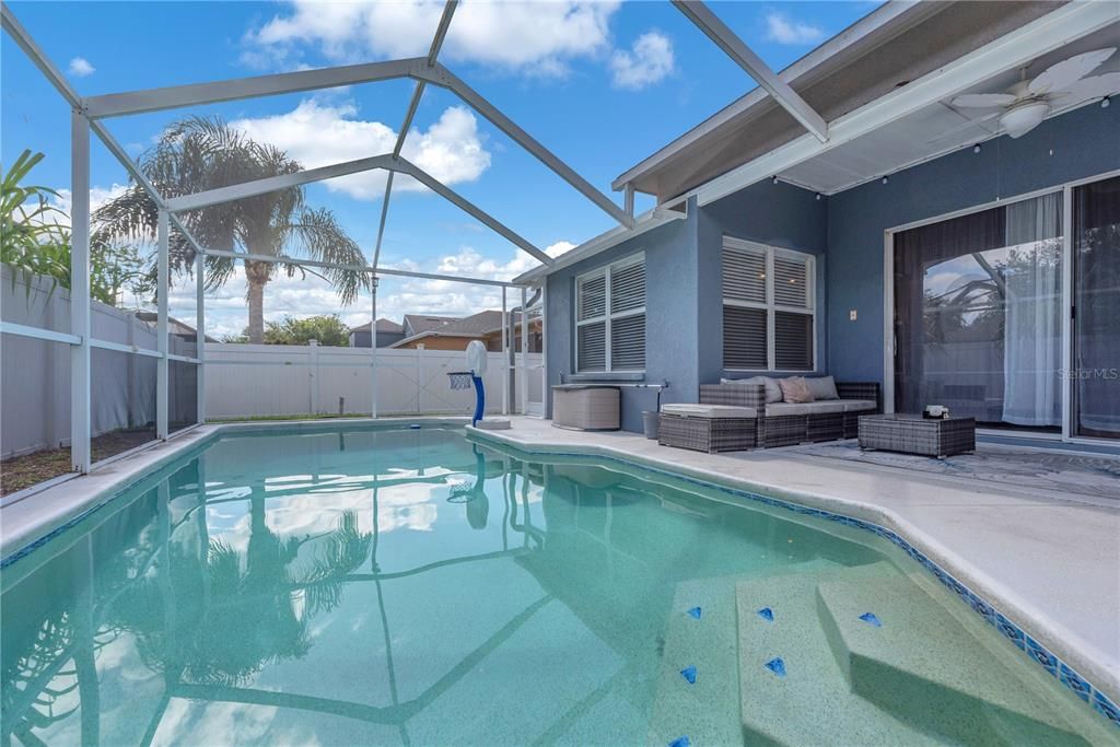 En Venta: $505,000 (4 camas, 2 baños, 2369 Pies cuadrados)