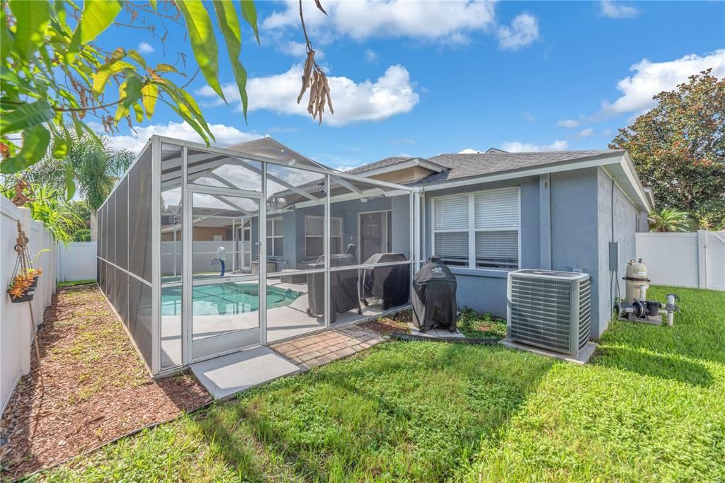 En Venta: $505,000 (4 camas, 2 baños, 2369 Pies cuadrados)