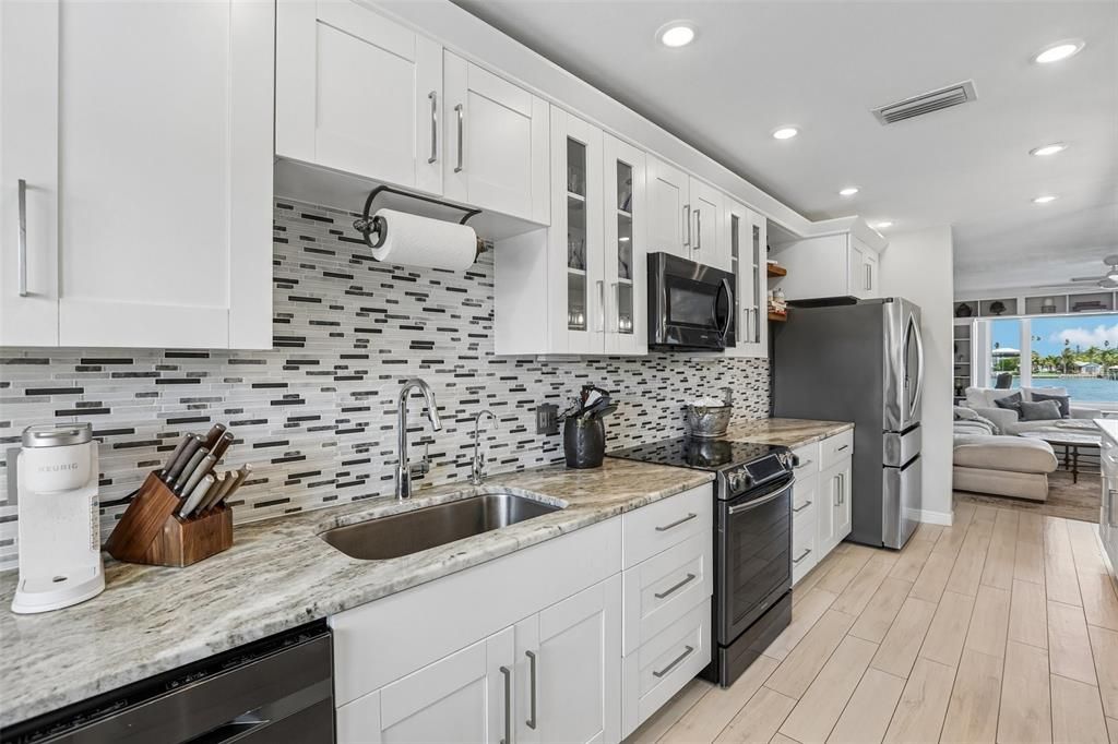 En Venta: $399,000 (2 camas, 2 baños, 1335 Pies cuadrados)
