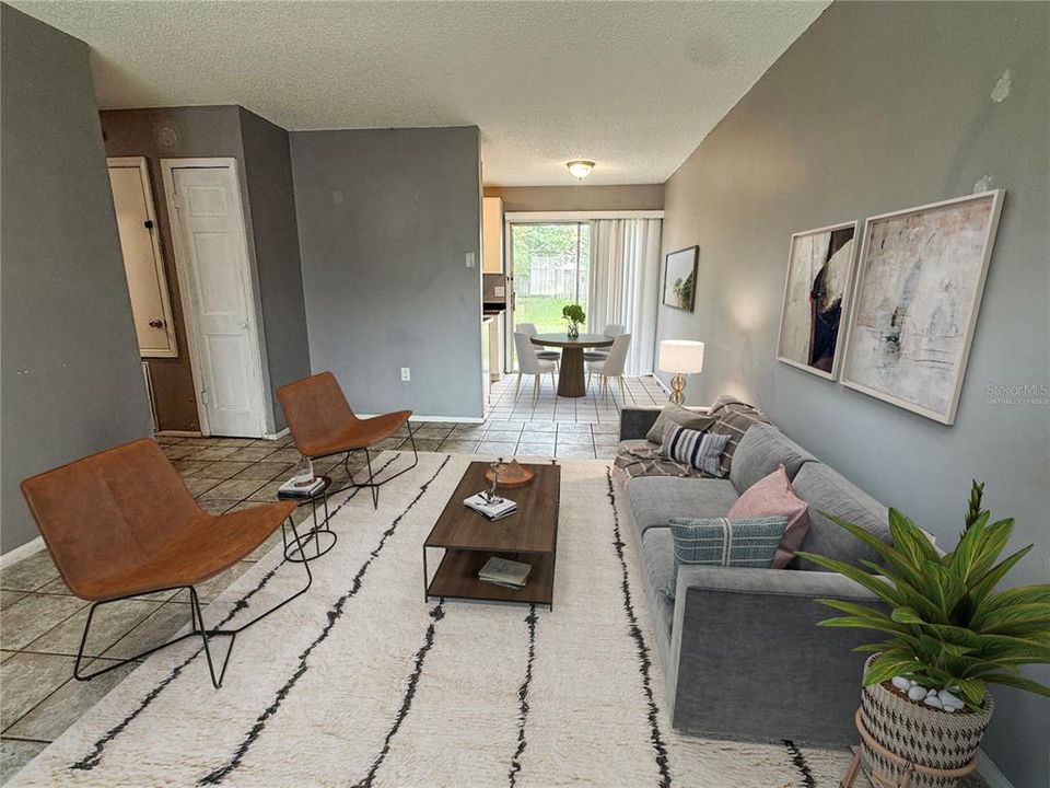 На продажу: $199,900 (2 спален, 2 ванн, 832 Квадратных фут)