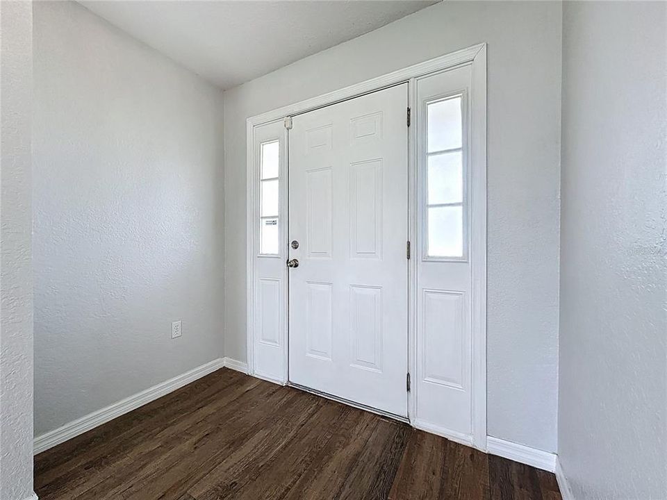 В аренду: $1,575 (3 спален, 2 ванн, 1211 Квадратных фут)