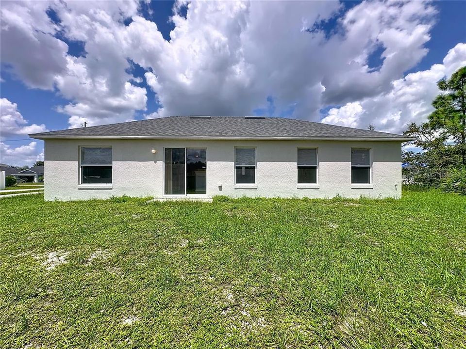 В аренду: $1,575 (3 спален, 2 ванн, 1211 Квадратных фут)