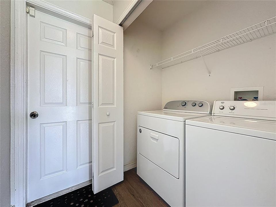 В аренду: $1,575 (3 спален, 2 ванн, 1211 Квадратных фут)