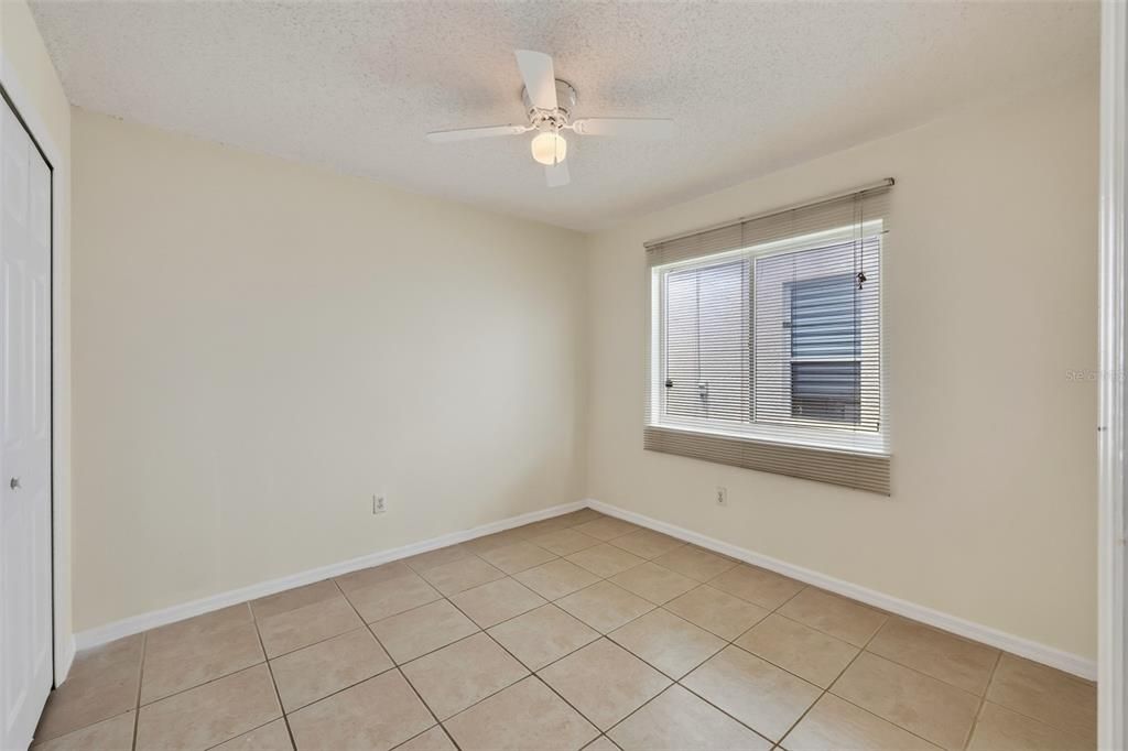 For Rent: $2,650 (4 beds, 2 baths, 1809 Square Feet)