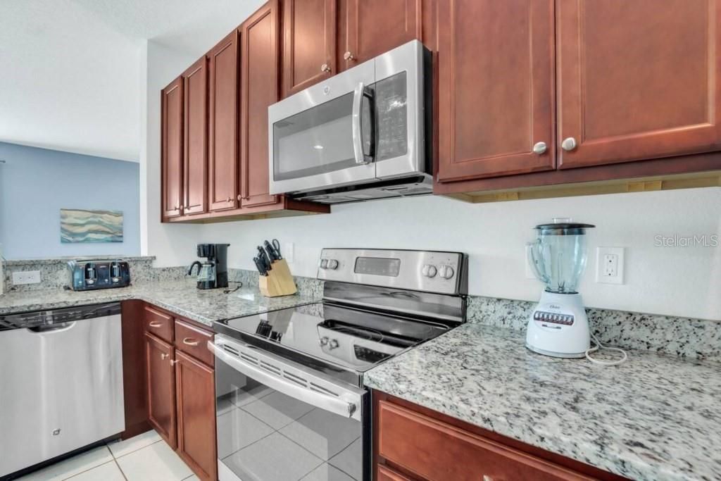 En Venta: $619,000 (6 camas, 6 baños, 3317 Pies cuadrados)