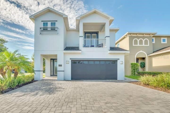 En Venta: $619,000 (6 camas, 6 baños, 3317 Pies cuadrados)