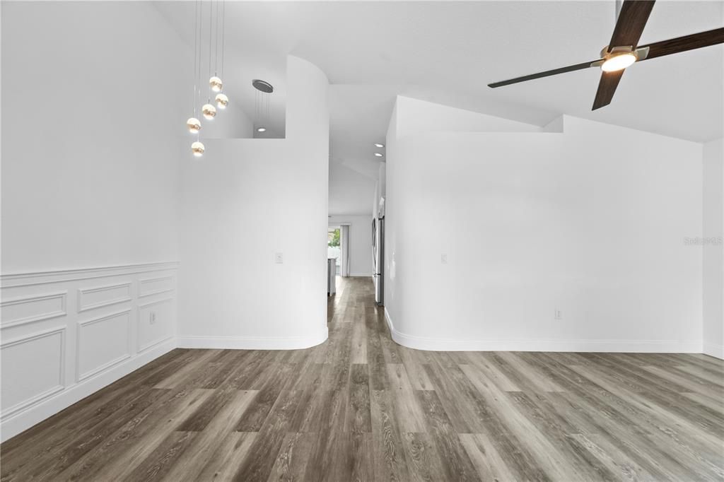 En Venta: $374,900 (3 camas, 2 baños, 1439 Pies cuadrados)
