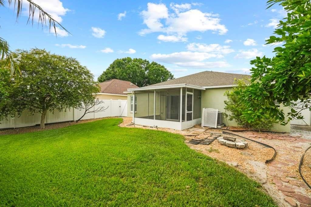 En Venta: $374,900 (3 camas, 2 baños, 1439 Pies cuadrados)