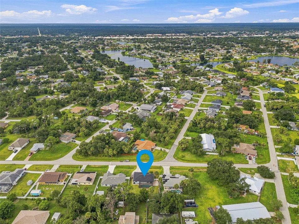 На продажу: $319,000 (2 спален, 2 ванн, 1036 Квадратных фут)