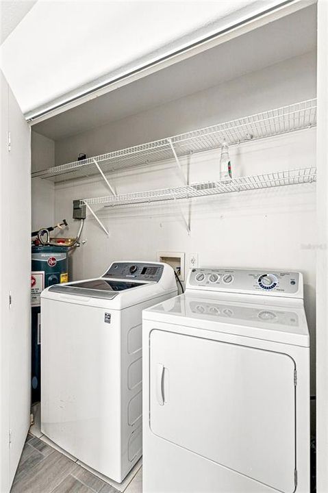 На продажу: $319,000 (2 спален, 2 ванн, 1036 Квадратных фут)