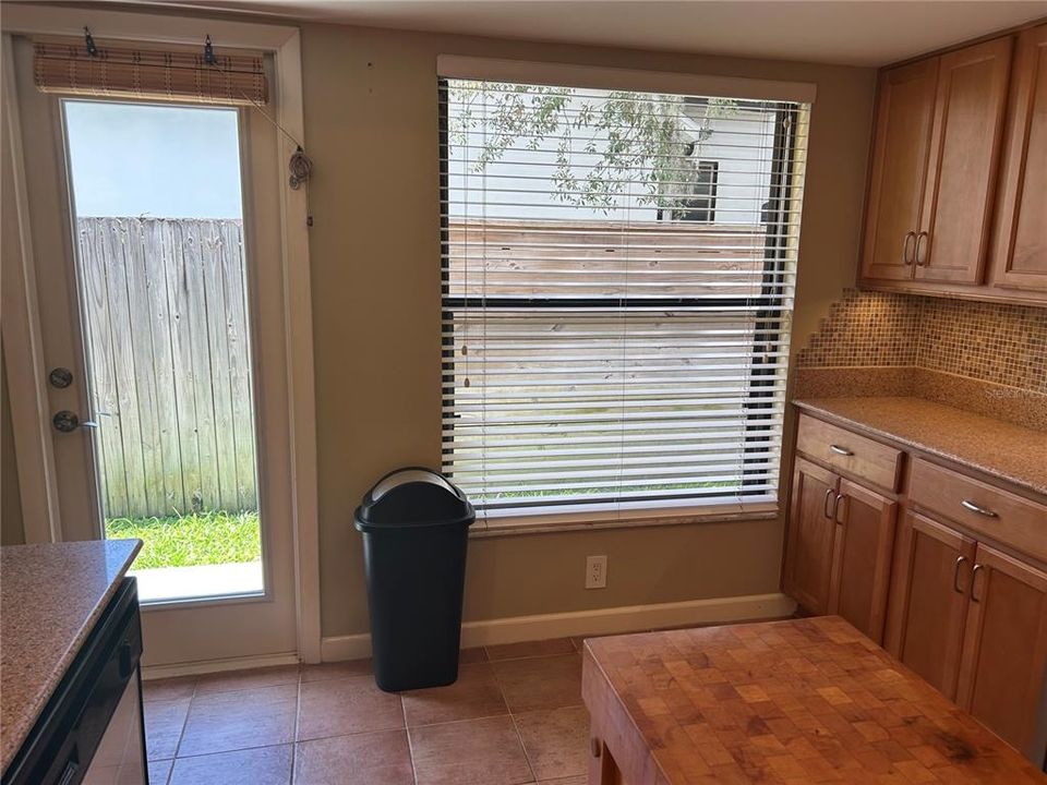 For Sale: $795,000 (3 beds, 2 baths, 1563 Square Feet)