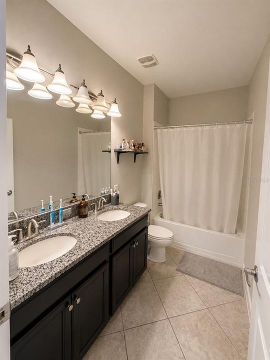 В аренду: $2,995 (4 спален, 3 ванн, 2061 Квадратных фут)