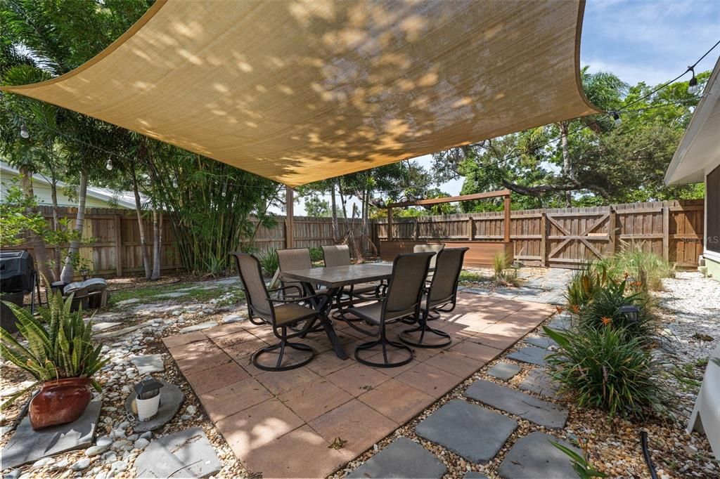 En Venta: $599,000 (3 camas, 2 baños, 1501 Pies cuadrados)