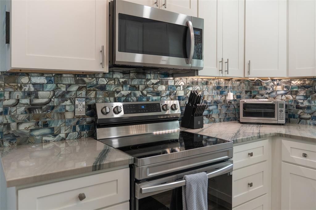 En Venta: $599,000 (3 camas, 2 baños, 1501 Pies cuadrados)