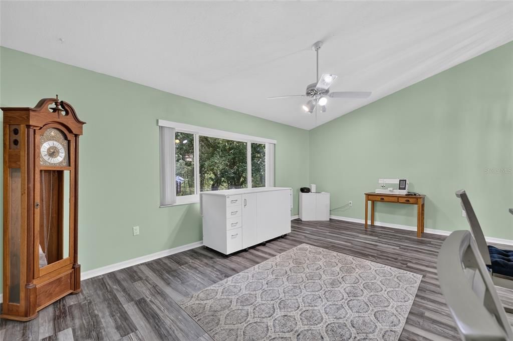 На продажу: $338,000 (3 спален, 2 ванн, 1820 Квадратных фут)