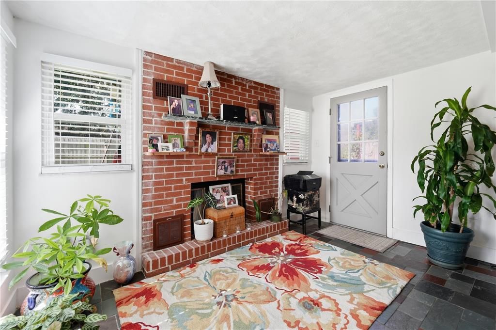 En Venta: $350,000 (3 camas, 2 baños, 1435 Pies cuadrados)