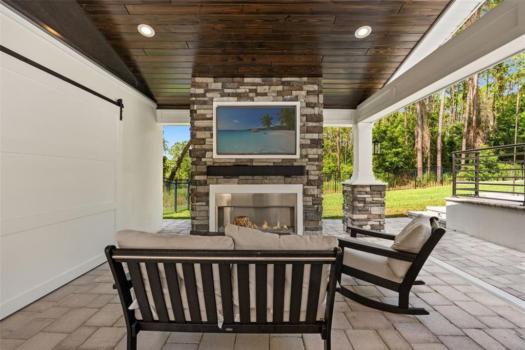 For Sale: $1,740,000 (5 beds, 4 baths, 4407 Square Feet)