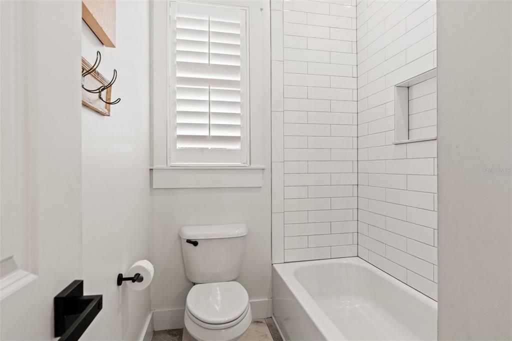 For Sale: $1,740,000 (5 beds, 4 baths, 4407 Square Feet)