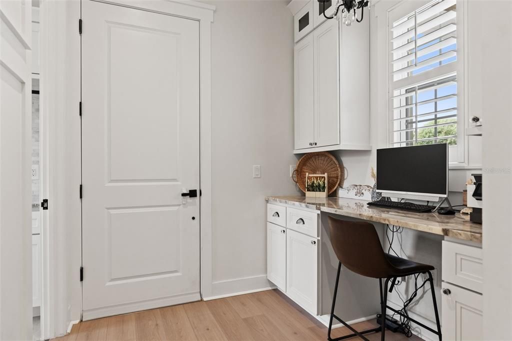 For Sale: $1,740,000 (5 beds, 4 baths, 4407 Square Feet)