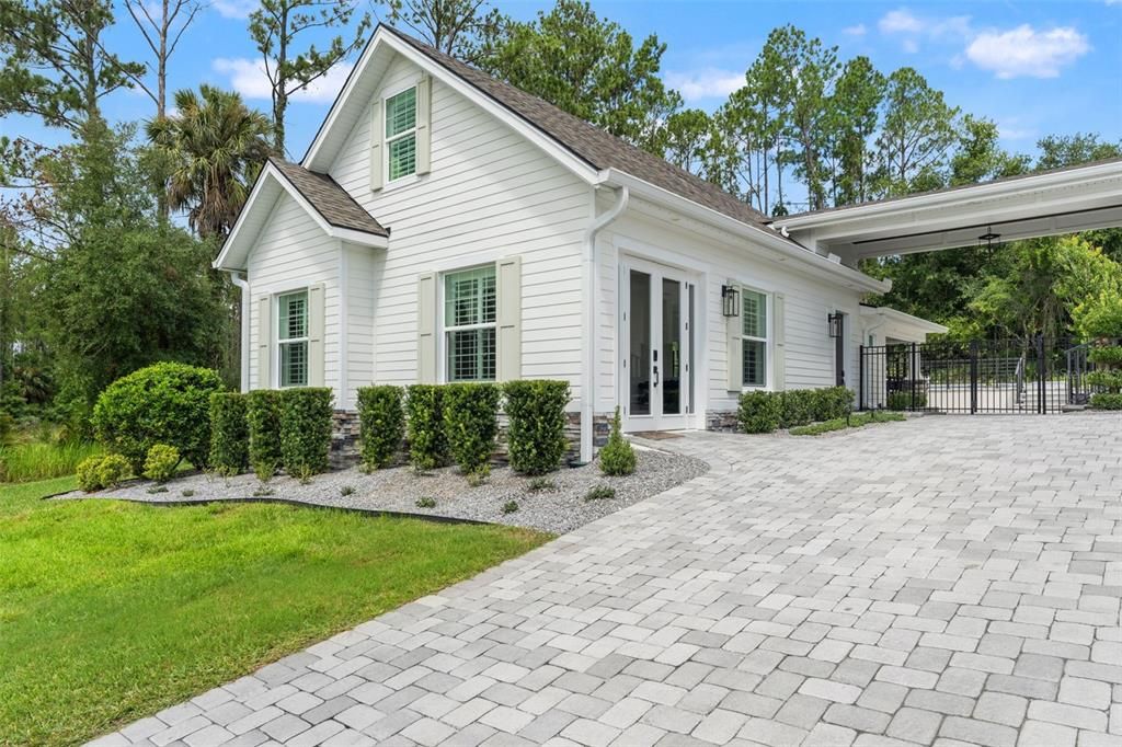 For Sale: $1,740,000 (5 beds, 4 baths, 4407 Square Feet)