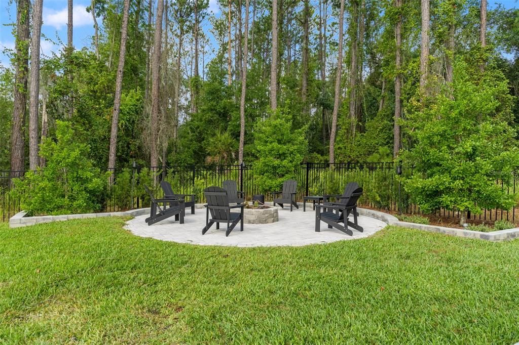 For Sale: $1,740,000 (5 beds, 4 baths, 4407 Square Feet)