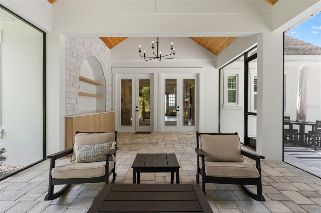 For Sale: $1,740,000 (5 beds, 4 baths, 4407 Square Feet)