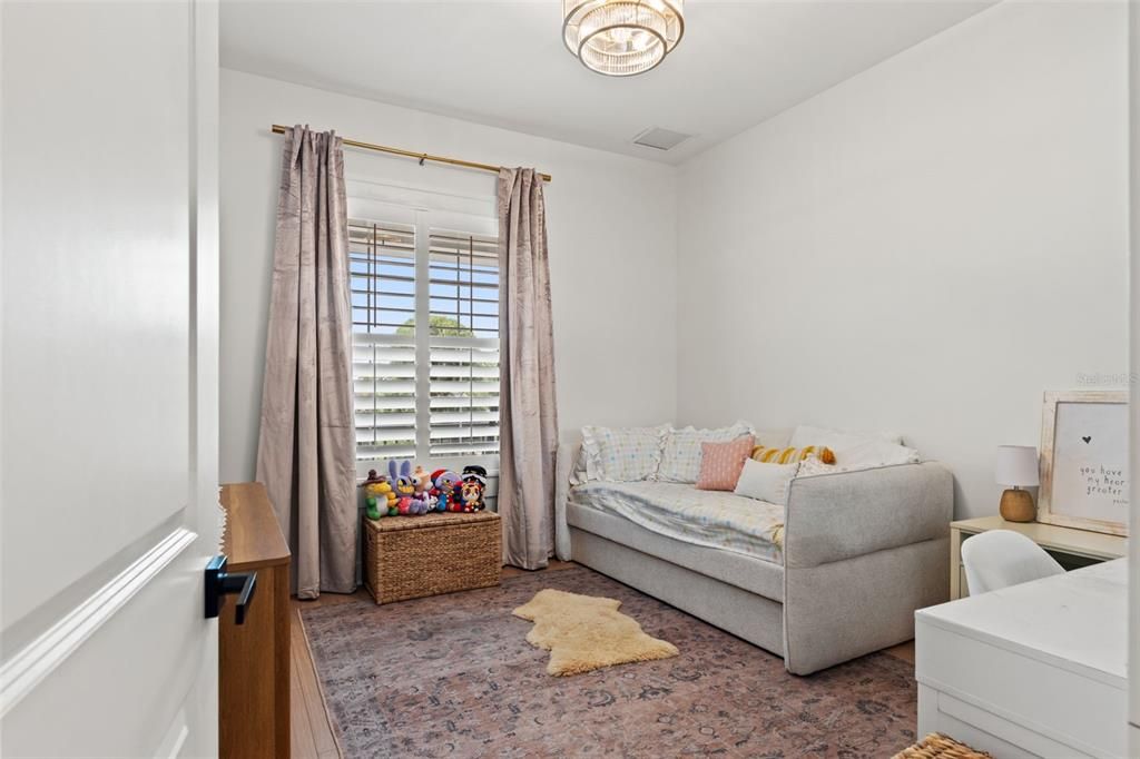 For Sale: $1,740,000 (5 beds, 4 baths, 4407 Square Feet)