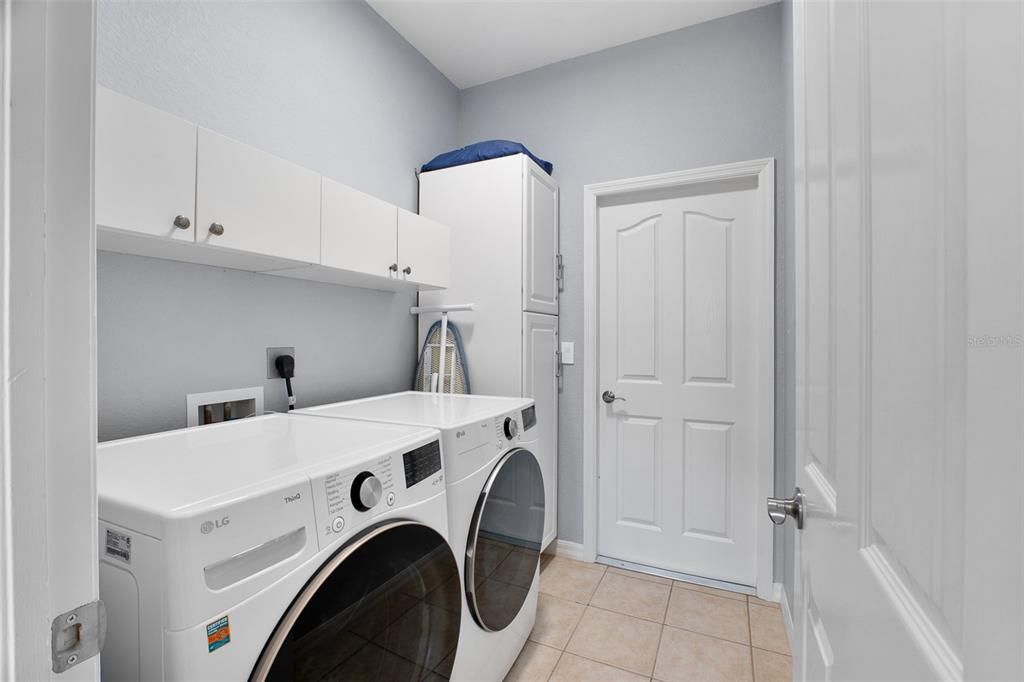 En Venta: $399,000 (3 camas, 2 baños, 1294 Pies cuadrados)