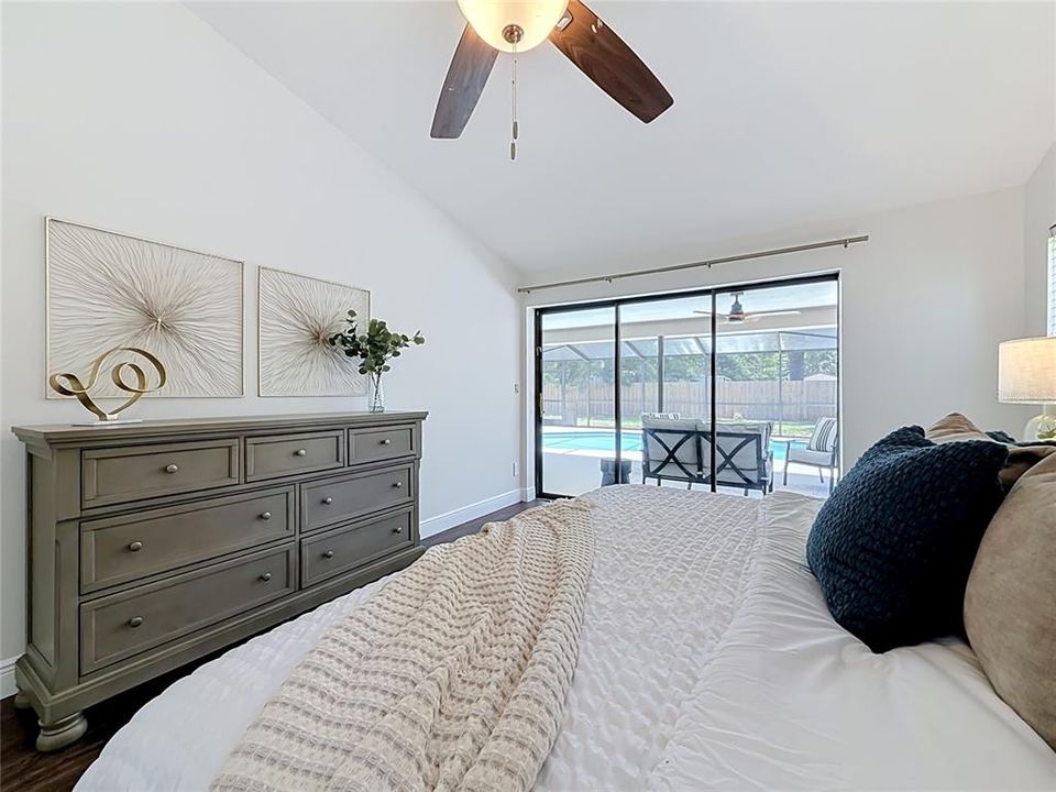 Activo con contrato: $799,000 (4 camas, 2 baños, 2377 Pies cuadrados)