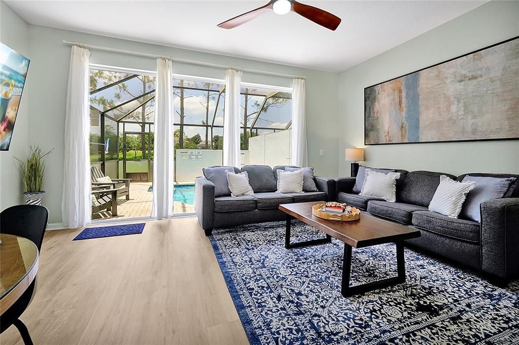 En Venta: $455,000 (3 camas, 3 baños, 1440 Pies cuadrados)