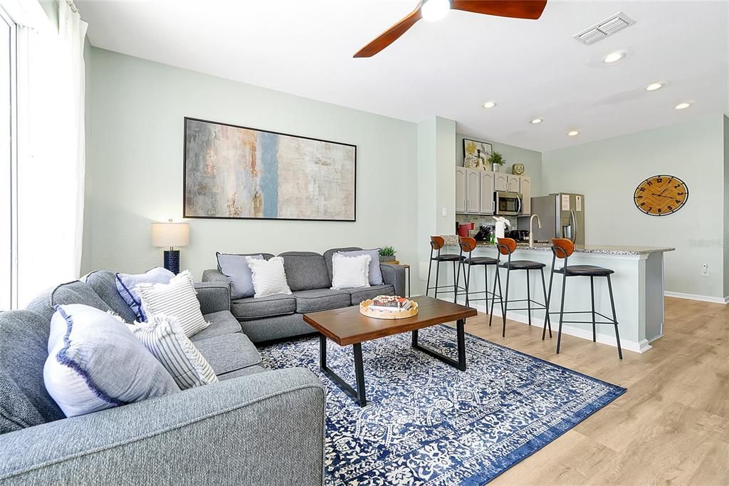 En Venta: $455,000 (3 camas, 3 baños, 1440 Pies cuadrados)