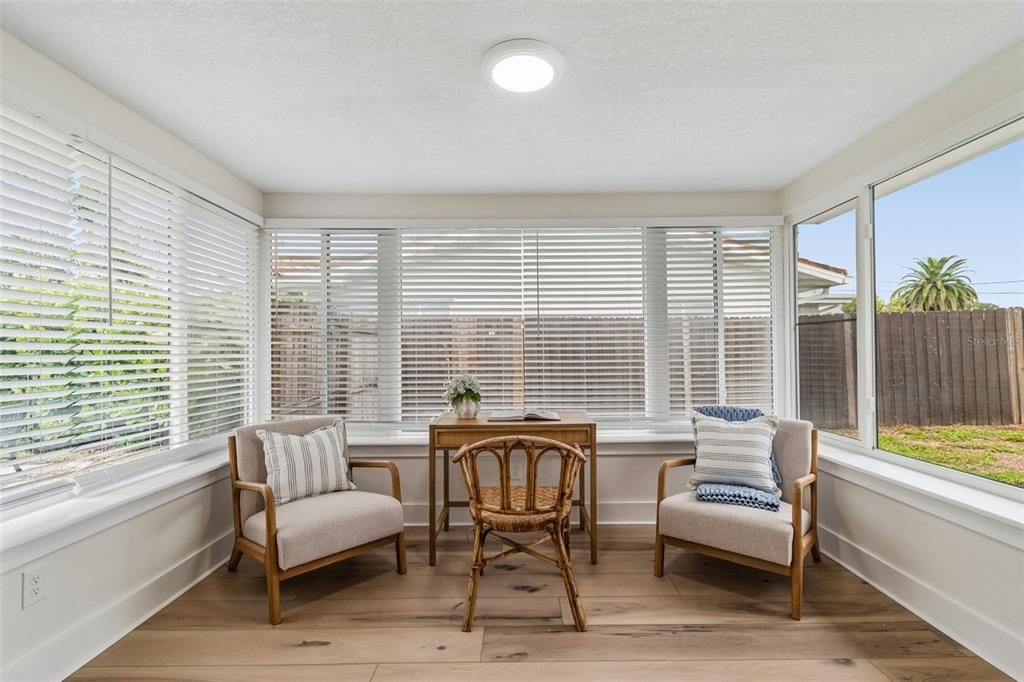 En Venta: $498,500 (3 camas, 2 baños, 1750 Pies cuadrados)