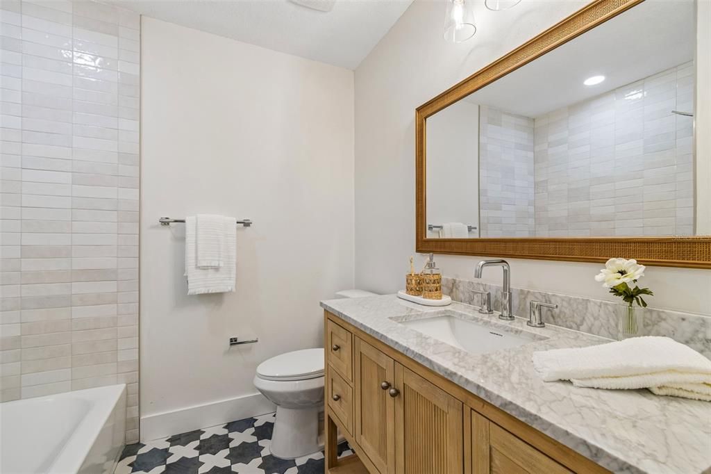 En Venta: $498,500 (3 camas, 2 baños, 1750 Pies cuadrados)